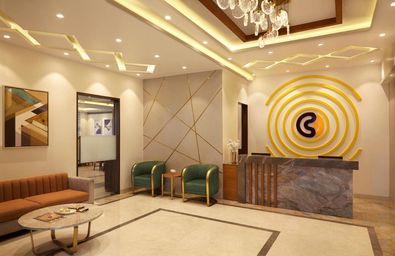 Click Hotel Aurangabad Exteriör bild