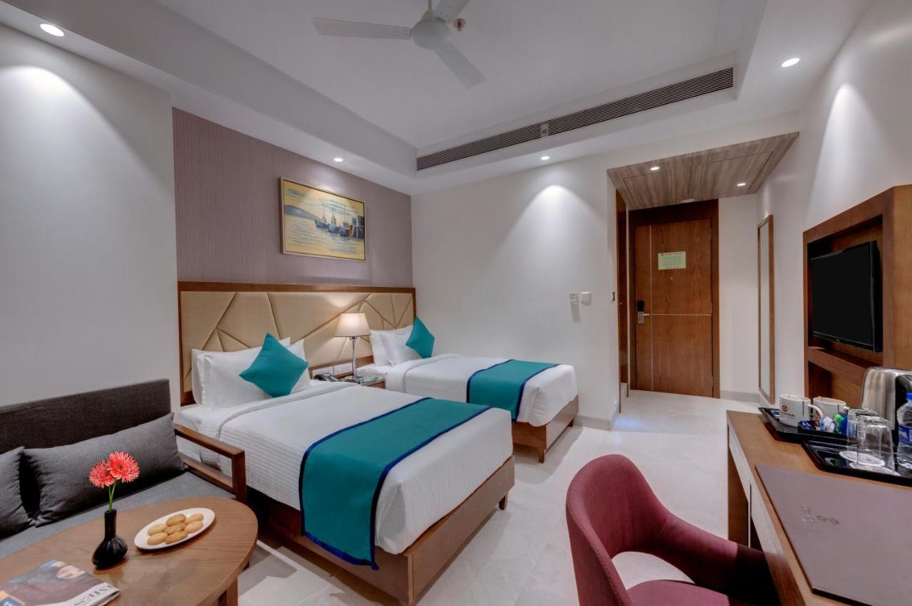 Click Hotel Aurangabad Exteriör bild